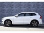 Volvo XC60 2.0 B5 Momentum Exclusive | Panoramadak | Power Seats | Adaptieve Cruise Control | Harman Kardon | 19" | Apple Carplay |