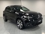 Volvo XC40 Recharge P8 AWD R-Design | SOH 92 %| PANORAMADAK | ELEKTRISCH WEGKLAPBARE TREKHAAK  | NAVIGATIE