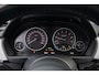 BMW 3-Serie 320i High Executive | Cruise control | Parkeersensoren | stoelverwarming