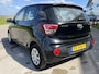 Hyundai i10 1.0i i-Motion / Elek. Ramen V / Airco / Radio