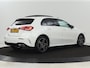 Mercedes-Benz A-klasse 250e AMG | Panoramadak | Stoelverwarming | Carplay | Leder/Alcantara | Camera | Sfeerverlichting | Navigatie | Park Assist | Climate control | PHEV | Plug In