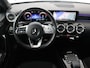 Mercedes-Benz A-klasse 250e AMG | Panoramadak | Stoelverwarming | Carplay | Leder/Alcantara | Camera | Sfeerverlichting | Navigatie | Park Assist | Climate control | PHEV | Plug In