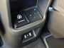 Hyundai Kona Electric Comfort Smart 65.4 kWh / Warmtepomp / Stuur- & Stoelverwarming / Navigatie / Apple Carplay & Android Auto / Vehicle-to-Load (V2L) / Blind-spot Collision Assist / 19"  Lichtmetalen Velgen