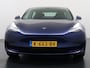 Tesla Model 3 **Gereserveerd** RWD Plus 325PK SOH 93% Lmv 18" AutoPilot FSD-3 Leder Pano-dak Adaptive-Cruise Camera's Elektr.-Stuur+Stoelen+Spiegels+Geheugen+Easy-Entry+Verwarmde stoelen Park assistent Pdc WIFI Lane-Assist Speed-Assist Navi LED Comfortstoelen ACC DAB Voorverwarmen interieur via App Keyless One-Pedal-Drive 1e Eigenaar Origineel Nederlandse Auto Fabrieksgarantie op Batterij en Aandrijfunit tot 4-12-2028/160.000km