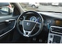 Volvo V60 T3 180PK R-Design | Polestar | 18" LMV | Getint glas | Led