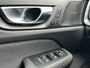 Volvo V60 2.0 T6 Plug-in hybrid AWD Plus Dark | Forest Lake! | 360 camera | Trekhaak | All-seasons | Harman/Kardon | Climate pack |