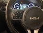 Kia e-Niro Edition 64 kWh | Apple Carplay / Android Auto | Navigatiesysteem | Stoel + Stuurverwarming | Licht + Regensensor | Parkeersensoren + Camera Achter | Cruise Control adaptief | Rijstrooksensor + Correctie