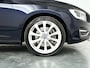 Volvo V60 D6 Aut. AWD Plug-In Hybrid Summum | Schuif-/kanteldak | Parkeercamera | Stoelverwarming | Blis