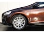 Volvo V40 Cross Country 2.0 T4 AWD Nordic+ | PANO | LEDER