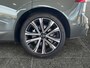 Volvo XC60 T6 Plug-in hybrid AWD Ultra Dark | 21" 5-V Spoke Black Diamond | Luchtvering | Extra getint glas achter