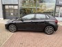 Volkswagen Polo 1.0 TSI Life / Navigatie / Parkeersensoren V+A / Climate control / Draadloze telefoonlader