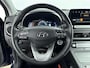 Hyundai Kona Electric EV Fashion 64 kWh | SOH 95.7% | Adaptive Cruise | Camera | Clima | Warmtepomp | Android auto & Apple Carplay |