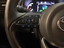Toyota Yaris Cross 1.5 Hybrid Dynamic | Trekhaak | Apple Carplay / Android Auto | Navigatiesysteem | Parkeercamera Achter | Licht + Regensensor | Cruise Control Adaptief | Rijstrookassistent | Climate Control