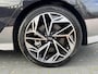 Hyundai Ioniq 6 Lounge 77.4 kWh | Lederen bekleding | Warmtepomp & V2L | Geïntegreerde navigatie | Apple Carplay & Android Auto | Adaptieve Cruisecontrol | Camera | Warmtepomp | Stoel & stuur verwarming | Premium audio BOSE |