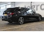 BMW 3-Serie Touring 330e xDrive | M- Sport | Incl. 12 maanden garantie | 292 PK | Panorama dak | 360° camera | Head-up display | Memory sportstoelen | Shadow-line | Dodehoek detectie | Widescreen Display | Apple CarPlay | 19'' Breedset | Stoelverwarming |