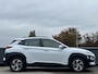 Hyundai Kona 1.6 GDI HEV Automaat Comfort | Apple Carplay/Android Auto | Achteruitrijcamera | 16'' Bi-color lmv |