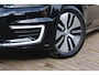 Volkswagen E-Golf Vii E-Golf 136PK Automaat + 16"/ Navi/ CarPlay/ Virtual/ Leder/ Camera/ Full-LED/ NL auto