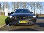 Volvo V60 B4 211PK Automaat Momentum Business | Trekhaak | ACC | Camera | Stoelverwarming| Leder