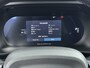 Volvo EX40 Single Motor Extended Range Plus 82 kWh | PDC V+A en Camera | All Season banden | Trekhaak | Stoel + Stuurverwarming | Warmtepomp | Apple Carplay/Android Auto |