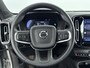 Volvo EX40 Single Motor Extended Range Plus 82 kWh | PDC V+A en Camera | All Season banden | Trekhaak | Stoel + Stuurverwarming | Warmtepomp | Apple Carplay/Android Auto |