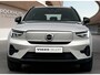 Volvo EX40 Single Motor Extended Range Plus 82 kWh | PDC V+A en Camera | All Season banden | Trekhaak | Stoel + Stuurverwarming | Warmtepomp | Apple Carplay/Android Auto |