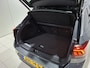 Volkswagen T-Roc 1.5 TSI Sport Business R Schuif / kantel dak, Navigatie, Stoel verwarming.