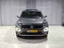 Volkswagen T-Roc 1.5 TSI Sport Business R Schuif / kantel dak, Navigatie, Stoel verwarming.