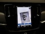 Volvo V90 T8 455PK Plug-in hybrid AWD Ultra Dark / Trekhaak / Head up displ. / Pan. dak / Harman Kardon / 360 camera / Stoel+stuur+achterbankverwarming