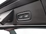 Volvo V90 T8 455PK Plug-in hybrid AWD Ultra Dark / Trekhaak / Head up displ. / Pan. dak / Harman Kardon / 360 camera / Stoel+stuur+achterbankverwarming