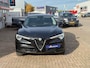 Alfa Romeo Stelvio 2.0 T AWD 280PK | Pano | Memory