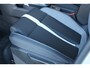Opel Frontera GS | 17" Lichtmetalen velgen in Zwart met 215/60 R17 banden | Achteruitrijcamera | Dode hoek waarschuwing
