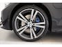 BMW 3-Serie Touring 330e M Sport Shadow [ Panorama Laserlicht HiFi Drive-assist prof. Camera ]