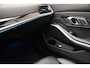 BMW 3-Serie Touring 330e M Sport Shadow [ Panorama Laserlicht HiFi Drive-assist prof. Camera ]