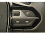 Peugeot 208 Style | Dashboard en deurpanelen in kunststof met carboneffect | Ecoled koplampen | Elektrisch verstelbare en verwarmbare buitenspiegels