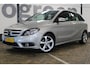 Mercedes-Benz B-klasse 180 Prestige | Incl. 12 maanden garantie | 100% dealer onderhouden | Stoelverwarming | Uitklapbare trekhaak | Climate control | Parkeersensoren | Navigatie | Bluetooth |