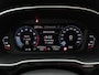 Audi Q3 45 TFSi e 245 Pk Automaat S-Line | Cruise Control | CarPlay | Navigatie | Stoelverwarming | Parkeersensoren | Panoramadak | 19 Inch |