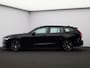 Volvo V60 2.0 B4 Essential Edition / Adaptive Cruise / Climate Pack / BLIS / Pilot Assist / 18" Wielen / Park Assist Achter+Voor /