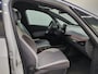 Volkswagen ID.3 First Plus 58 kWh Navigatie Apple Carplay/Android Auto Camera Parkeersensoren Adaptive Cruise Control Full LED Matrix Stoel- en stuurverwarming Lichtmetalen velgen Climate Control