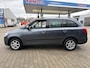 Skoda Fabia Combi 1.4-16V Tour, climatronic, cruisecontrol, trekhaak, nette auto afkomstig van de 2e eigenaar all season banden, nieuwe APK !!