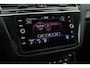 Volkswagen Tiguan 1.5 TSI 150pk DSG R-Line Black Style Trekhaak Stoelverwarming Matrix Led Virtual Cockpit Navigatie