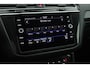 Volkswagen Tiguan 1.5 TSI 150pk DSG R-Line Black Style Trekhaak Stoelverwarming Matrix Led Virtual Cockpit Navigatie
