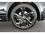 Volkswagen Tiguan 1.5 TSI 150pk DSG R-Line Black Style Trekhaak Stoelverwarming Matrix Led Virtual Cockpit Navigatie