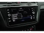 Volkswagen Tiguan 1.5 TSI 150pk DSG R-Line Black Style Trekhaak Stoelverwarming Matrix Led Virtual Cockpit Navigatie