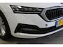 Skoda Octavia Combi 1.0 e-TSI Ambition | TREKHAAK | CLIMA | 16'LMV | CRUISE | NAVIGATIE | PDC-A | CARPLAY | DAB-RAD |