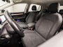 Volkswagen Golf 1.0 TSI Sport (APPLE CARPLAY, GROOT NAVI, SFEERVERLICHTING, KEYLESS, PARKEERSENSOREN, SPORTSTOELEN, LM VELGEN, GETINT GLAS, NIEUWSTAAT)