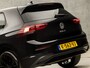 Volkswagen Golf 1.0 TSI Sport (APPLE CARPLAY, GROOT NAVI, SFEERVERLICHTING, KEYLESS, PARKEERSENSOREN, SPORTSTOELEN, LM VELGEN, GETINT GLAS, NIEUWSTAAT)