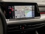 Volkswagen Golf 1.0 TSI Sport (APPLE CARPLAY, GROOT NAVI, SFEERVERLICHTING, KEYLESS, PARKEERSENSOREN, SPORTSTOELEN, LM VELGEN, GETINT GLAS, NIEUWSTAAT)