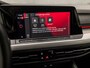 Volkswagen Golf 1.0 TSI Sport (APPLE CARPLAY, GROOT NAVI, SFEERVERLICHTING, KEYLESS, PARKEERSENSOREN, SPORTSTOELEN, LM VELGEN, GETINT GLAS, NIEUWSTAAT)