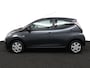Toyota Aygo 1.0 VVT-i x-play | Airco | Achteruitrijcamera | Bluetooth | Centrale vergrendeling |