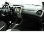 Toyota Aygo 1.0 VVT-i x-play | Airco | Achteruitrijcamera | Bluetooth | Centrale vergrendeling |